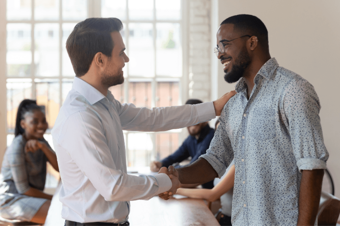 Prime d'intéressement : faut-il la déclarer à la CAF ?